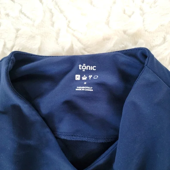 🆕 Tonic Athletic Pullover 🆕 - Picture 4 of 7
